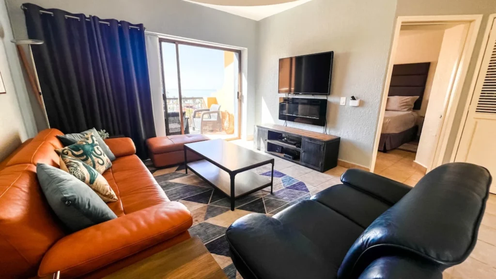 rocky-point-owner-direct-princesa-b509-sandy-beach-oceanfront-living-room