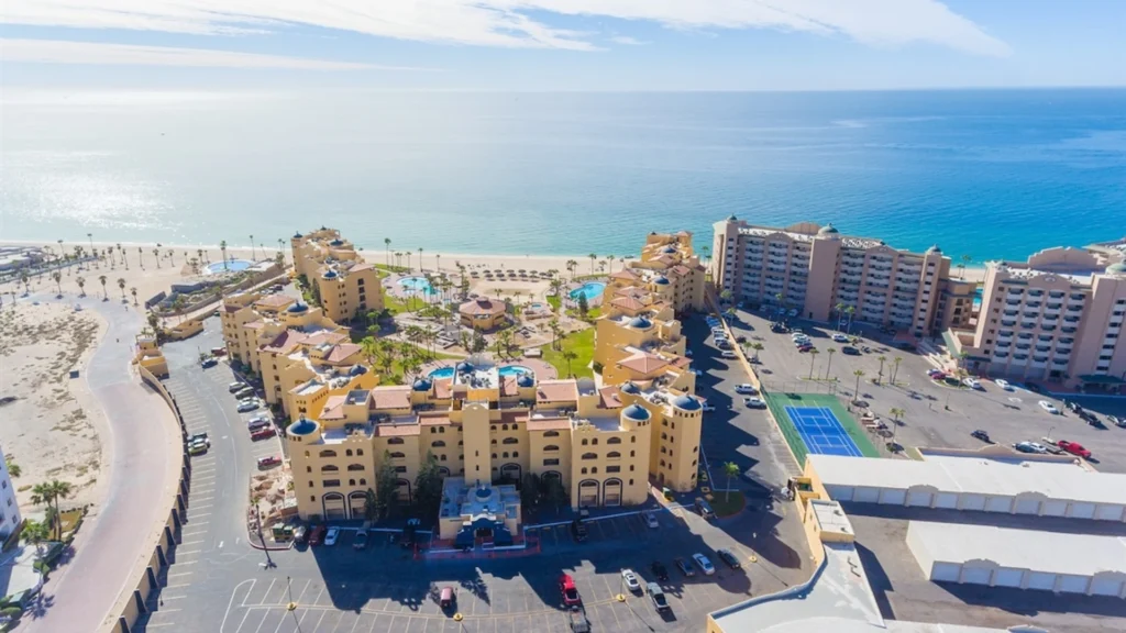 rocky-point-owner-direct-princesa-b509-sandy-beach-oceanfront-parking-lot